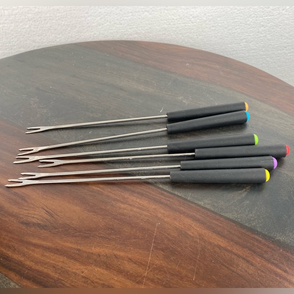 Swissmar Biel hammered copper fondue set - Picture 3 of 3